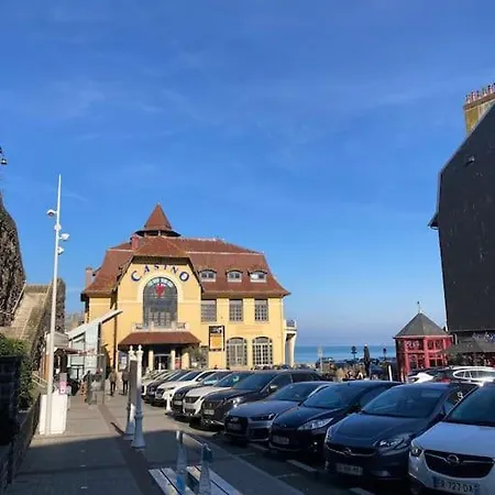 Апартаменты Les Corsaires